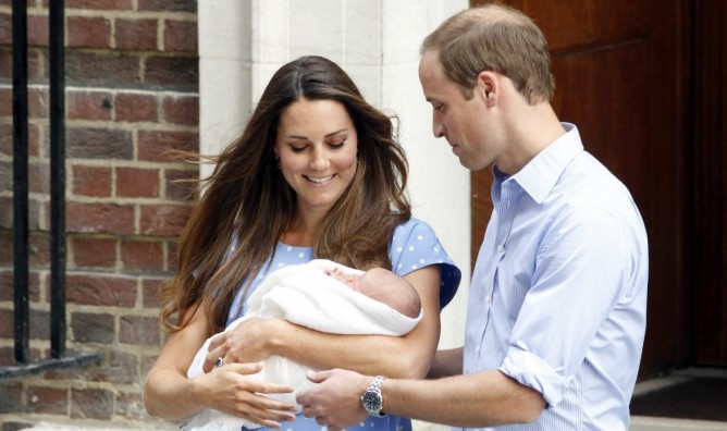 Los Duques de Cambridge y su bebé